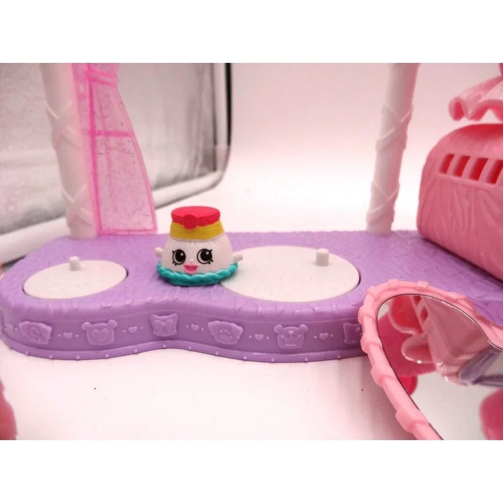 Shopkins SHOE DAZZLE Fashion Spree Playset SHOPKINS Make-Up Spot Playset  Lil Se